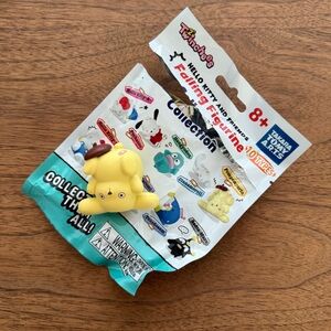 Twinchees Hello Kitty and Friends Falling Figurine - Pompompurin